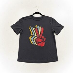 Charcoal Graphic Peace Sign Tee in Red, Yellow & Blue
